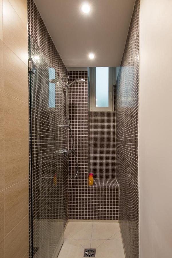 2 Bedroom Appartement Near Tour Eiffel & Trocadero Paris Exterior foto